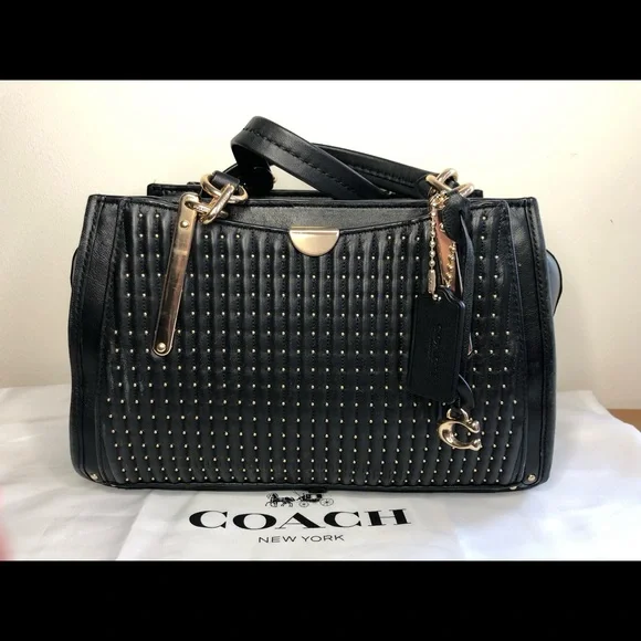 S⭕️LD‼️Coach Dreamer with Quilting and Rivets Black - Picture 1 of 12